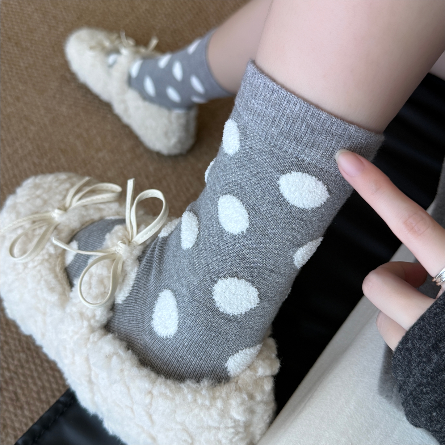 秋冬新款日系波点袜子女中筒袜棉线月子袜纽扣韩版软妹个性堆堆袜