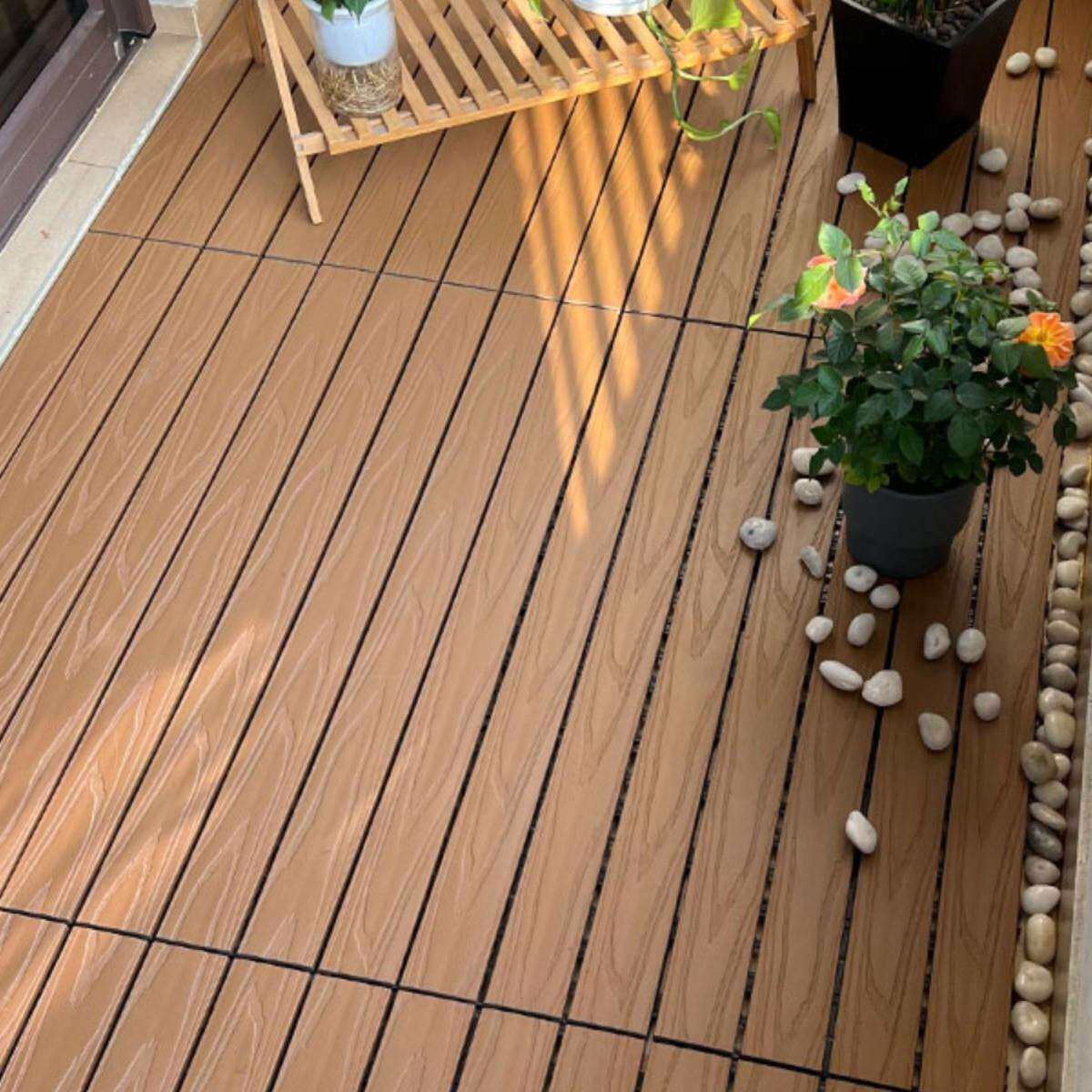 别墅共挤自铺庭院花园防腐木地板户外塑木室外阳台防水浴室露台