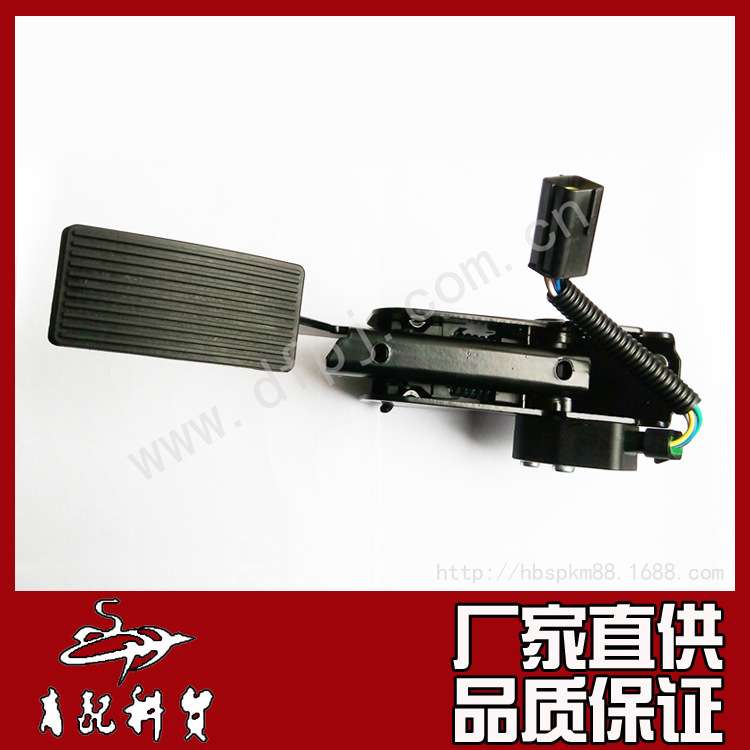 东风天龙天锦大力神商用汽车配件东风康明斯发动机特汽商用车踏板
