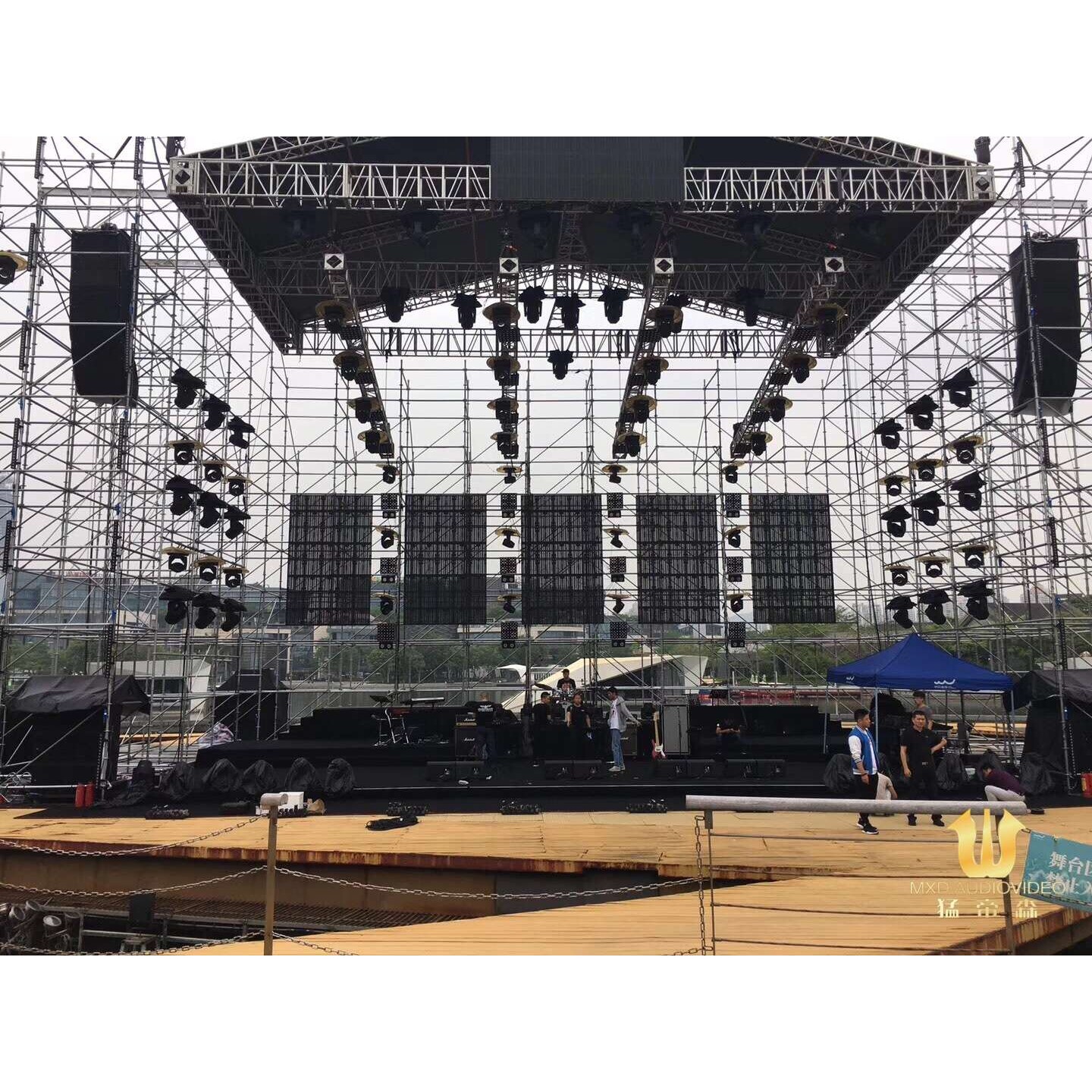 双12寸线性阵列双18寸超低音专业户外演出全频音响