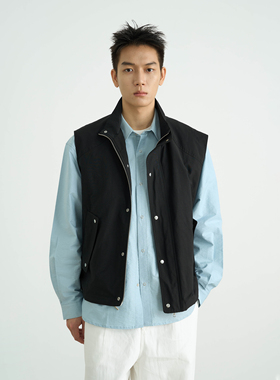 AWT25AW  简约通勤休闲撞色格纹短款马甲男女 叠搭层次感无袖外套