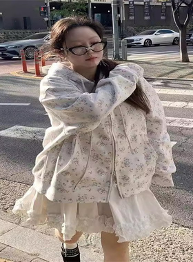 现货 Mabling 2025新款甜美小羊印花休闲宽松碎花连帽卫衣外套女