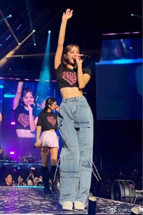 现货 LEEY  LISA同款 韩国小众复古口袋宽松工装裤牛仔裤直筒裤女