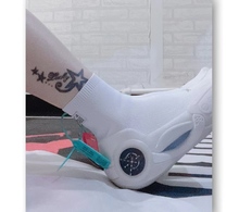 李宁WOW 9LS 一体织文化篮球鞋减震耐磨高帮女款䨻科技ABCS074