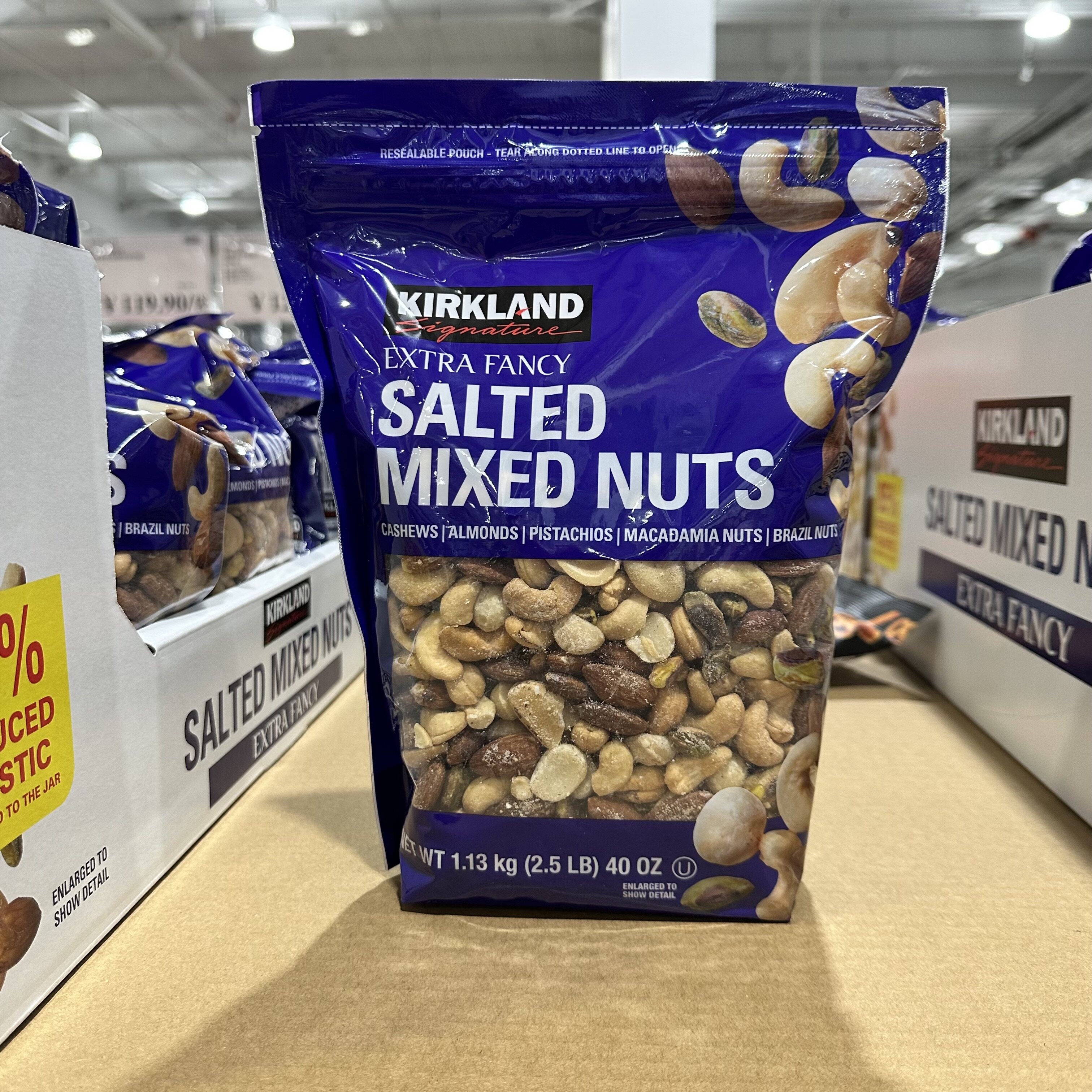 Kirkland unsalted plain mixed nuts from the United States 1130g thumbnail 4