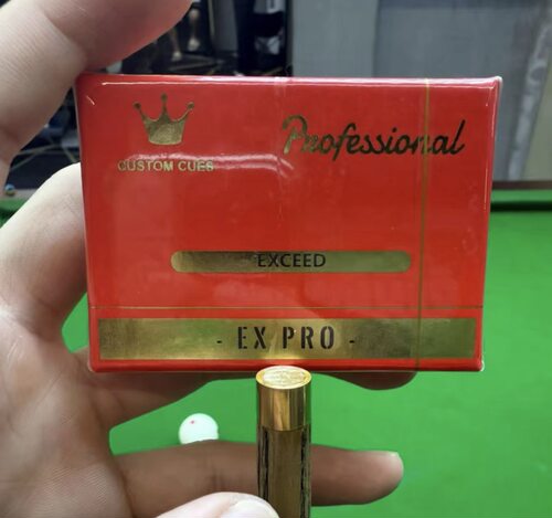 英国三冠王EXPRO TRIPLE CROWN CUSTOMCUES 职业斯诺克限量版红盒
