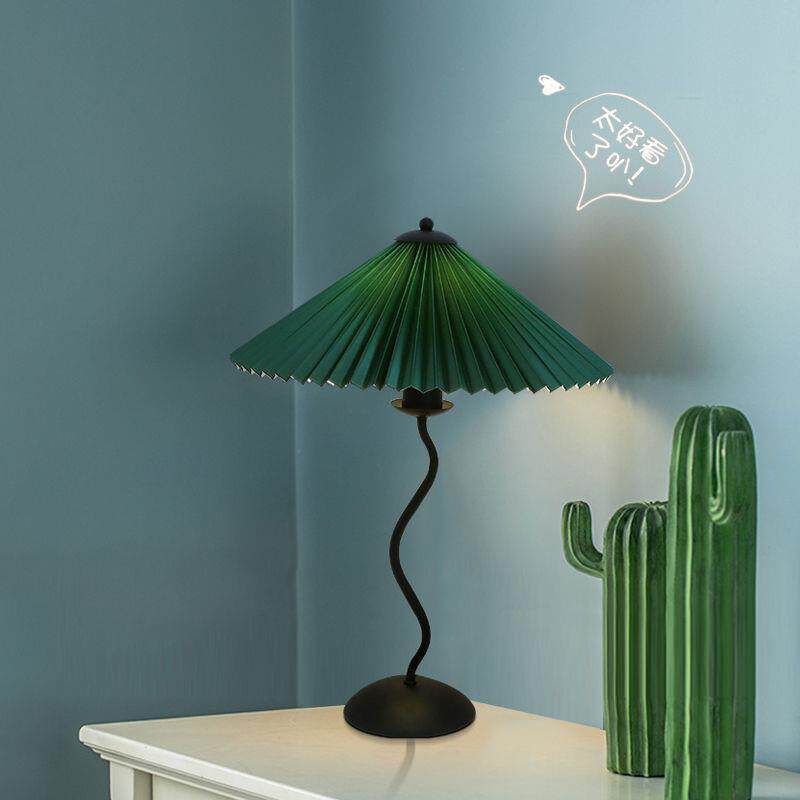 落地灯中古百褶灯日式客厅沙发灯具北欧简约现代卧室床头氛围台灯