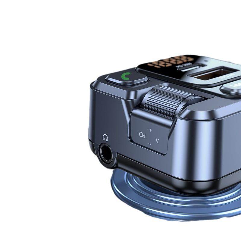 车载MP3播放器FM发射器PD30W快充+2.4A车载蓝牙免提AUX播放车充