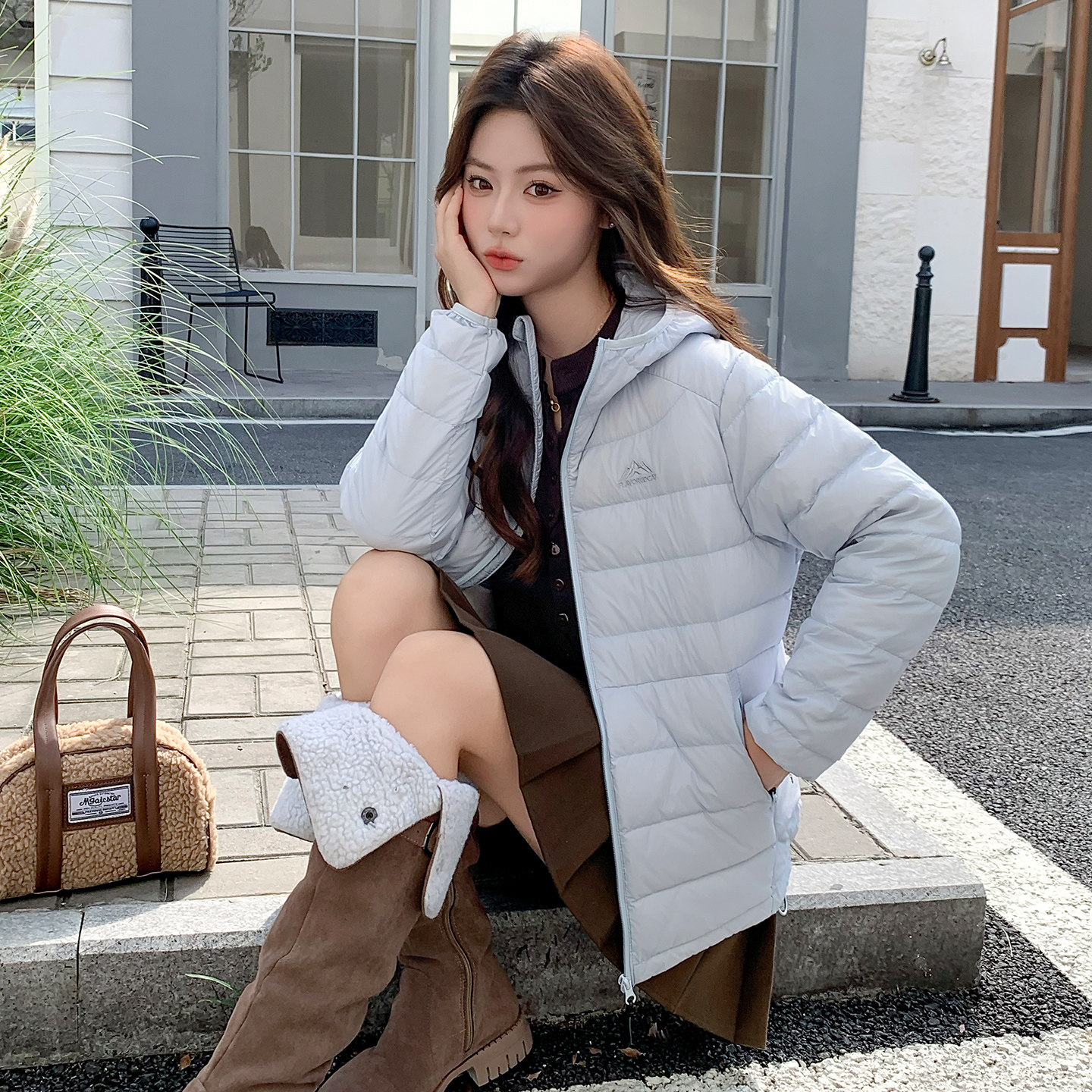 90绒排骨羽绒服女2026秋冬季新款轻薄小个子连帽保暖时尚潮流外套