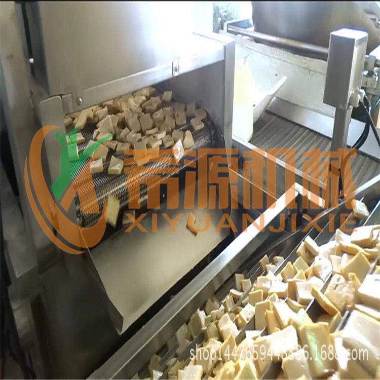 狮子头油炸流水线鸡翅油炸设备宫爆鸡丁连续式油炸机油炸效率高