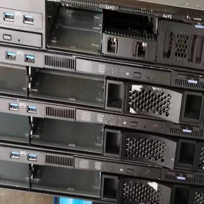 IBM X3250M6服务器5台 4台冷电 大盘位  1台热