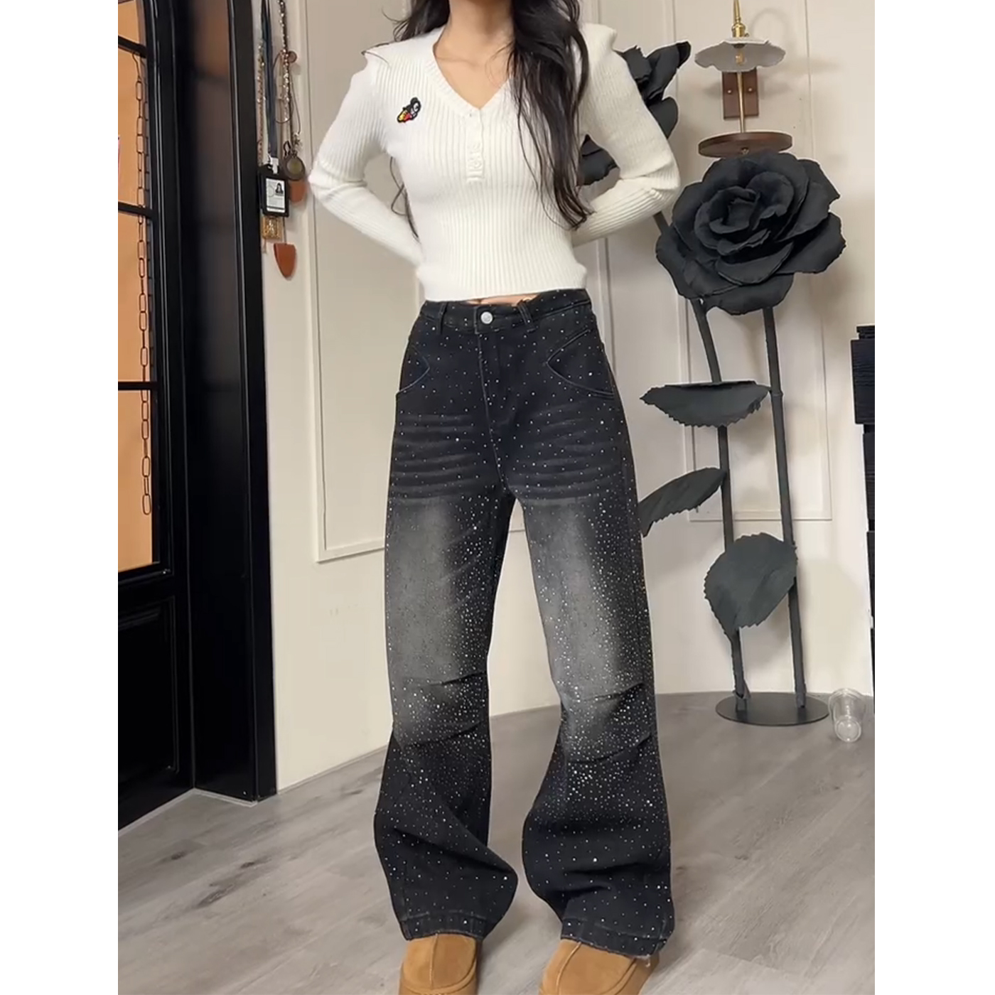 黑色复古重工烫钻牛仔裤女2025冬季新款加绒加厚高腰直筒阔腿裤子