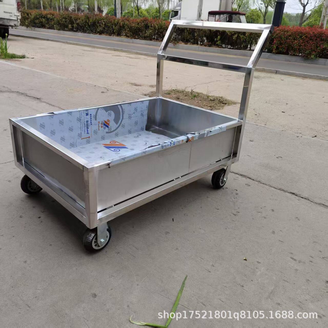 不锈钢仓库货物运输车 养殖场推料车养猪喂料车饲料推车斗车