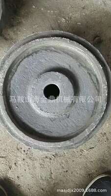 厂家直供冲击块 刀头冲击破粉碎设备制砂机矿机铸件抛料头分料锥