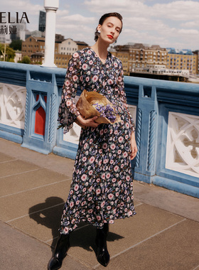 歌莉娅秋季新品10姆米真丝乔其印花收腰连衣裙配发圈1E8L4K0C0
