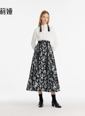 歌莉娅春季新品黑白提花马面裙（配送打底裙）1C2R2B06B