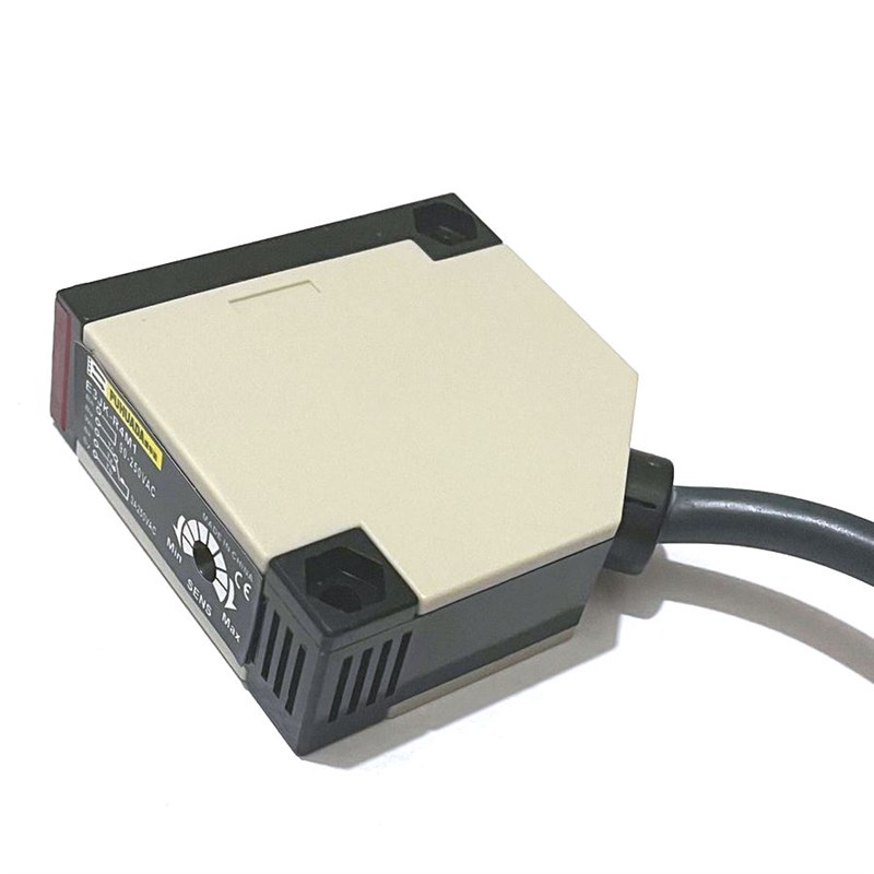镜片回归反射型光电开关E3JK-R4M1 AC220V DC24V红外线感应感测器