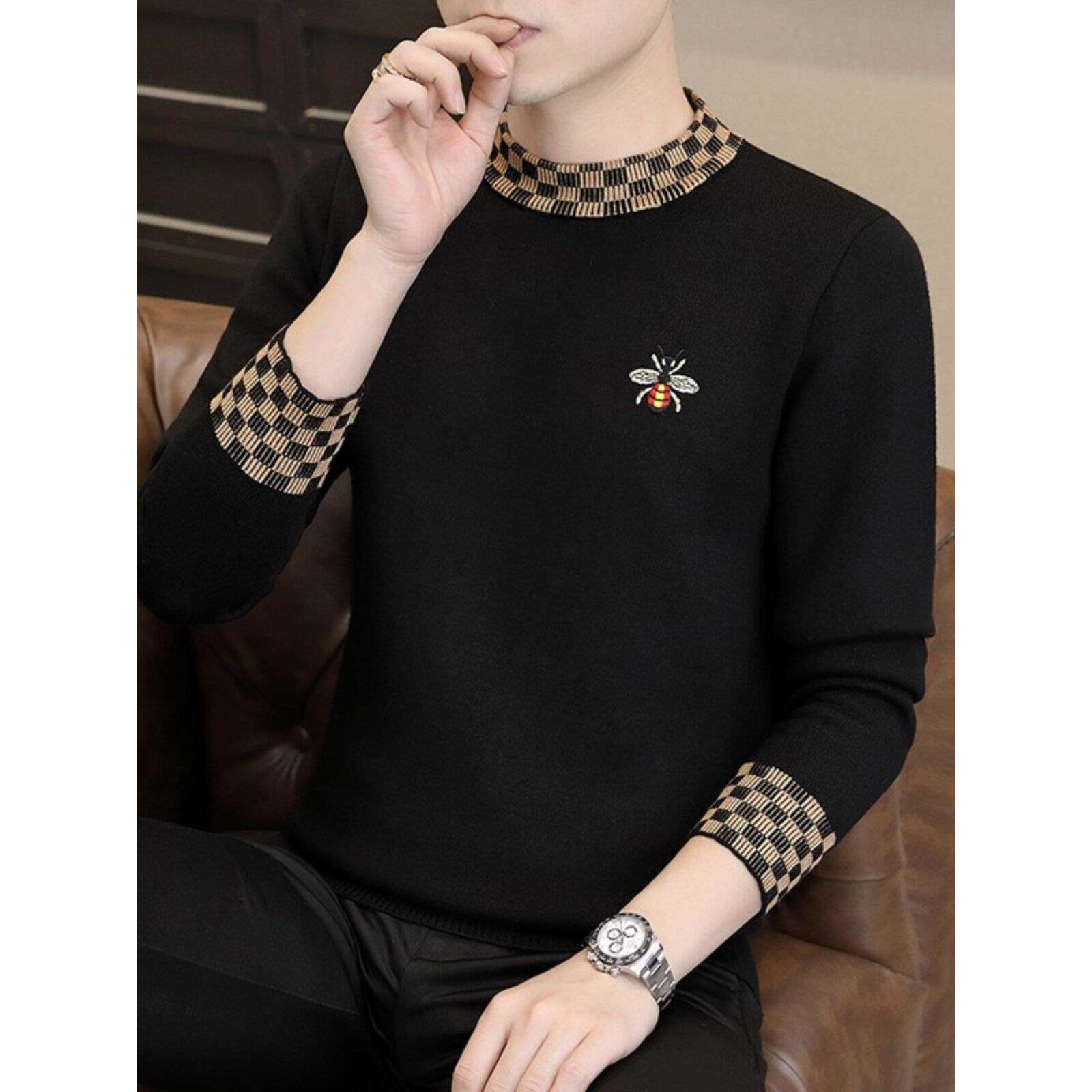 潮牌刺绣毛衣男士秋冬季半高领小蜜蜂加厚保暖青年修身针织打底衫