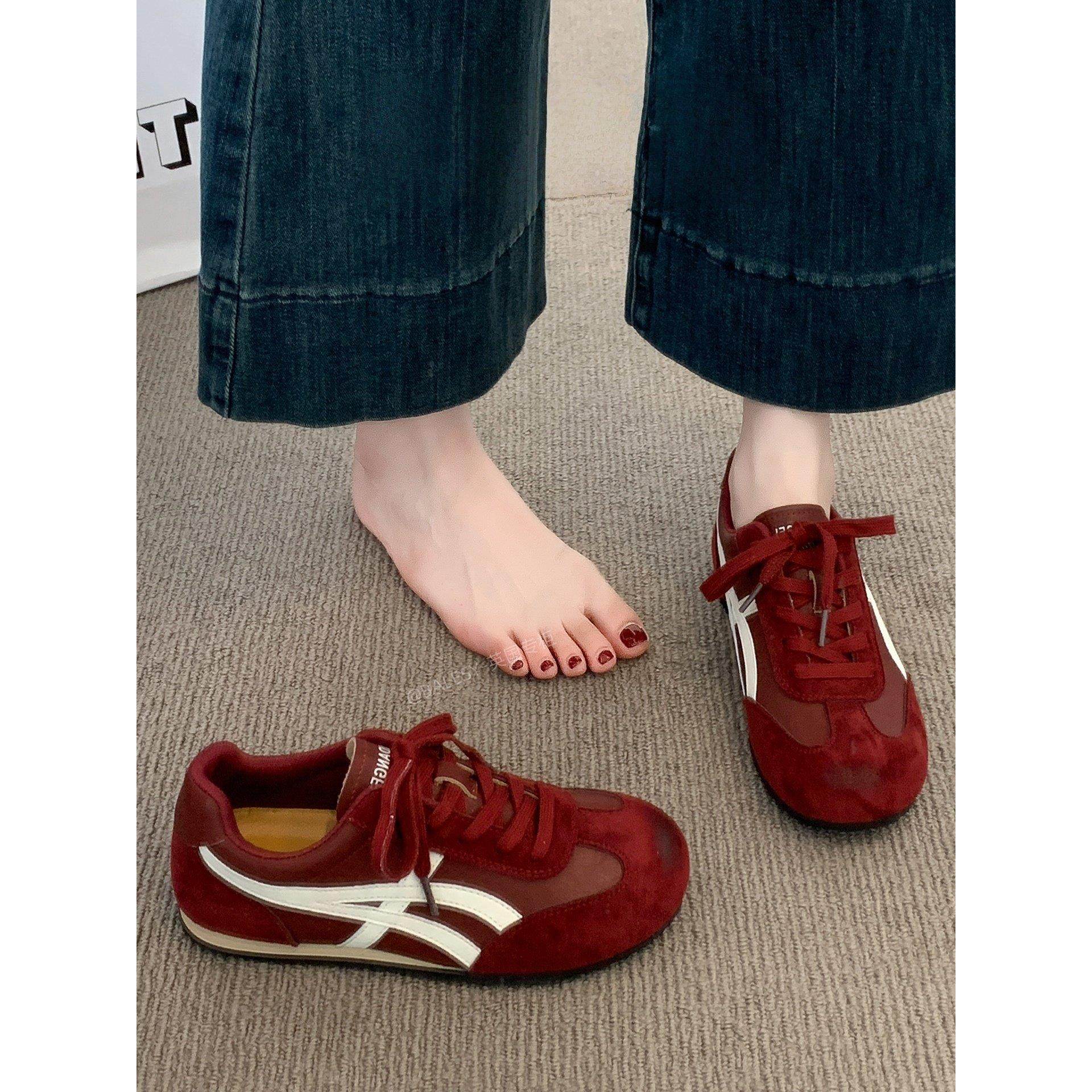 英国真皮红色德训鞋女秋季2025新爆款覆古休闲运动鞋平底阿甘板鞋,女鞋,德训鞋,淘宝优惠券,粉丝福利购,淘宝优惠卷