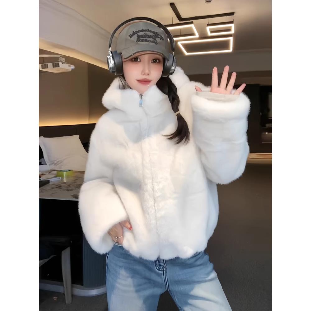 CHLENADY独特超好看水貂绒外套女冬季小香风简约短款显高兔毛皮草