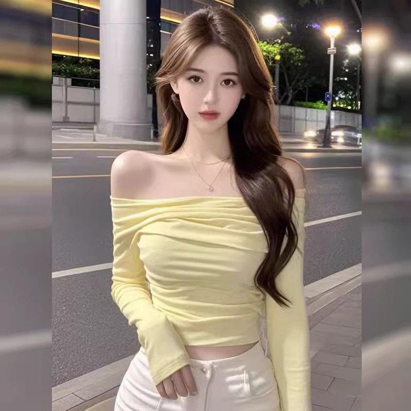 性感辣妹风黄色一字肩长袖打底衫女洋气漂亮减龄修身显瘦短款上衣