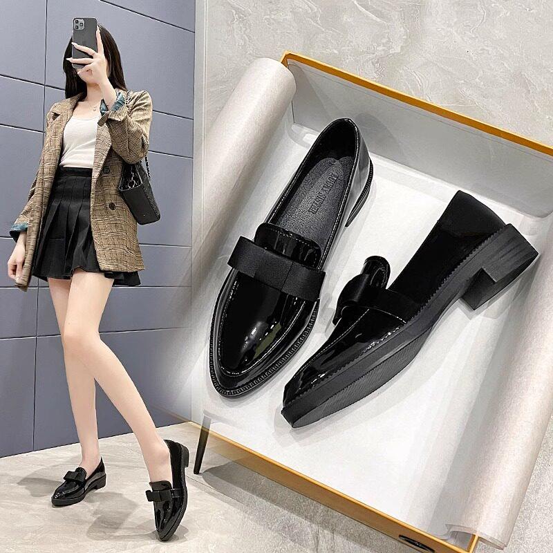 真皮小皮鞋女2025春秋新款蝴蝶结尖头平底漆皮百搭工作鞋乐福单鞋