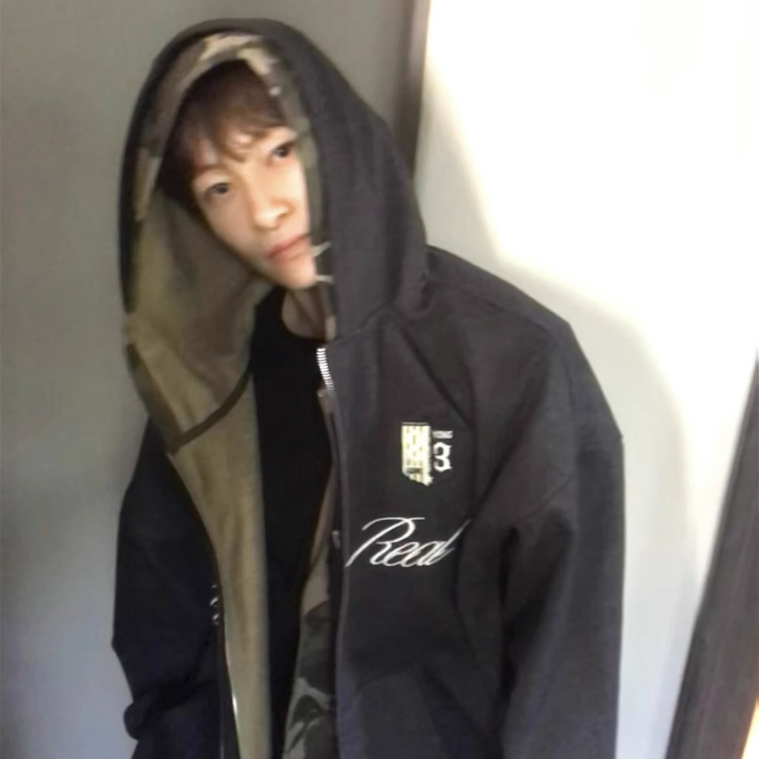 Y2NG复古水洗做旧连帽廓形叠穿迷彩假两件北极绒内里厚棉服卫衣