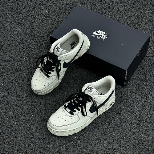 Nike Air Force 1 Low