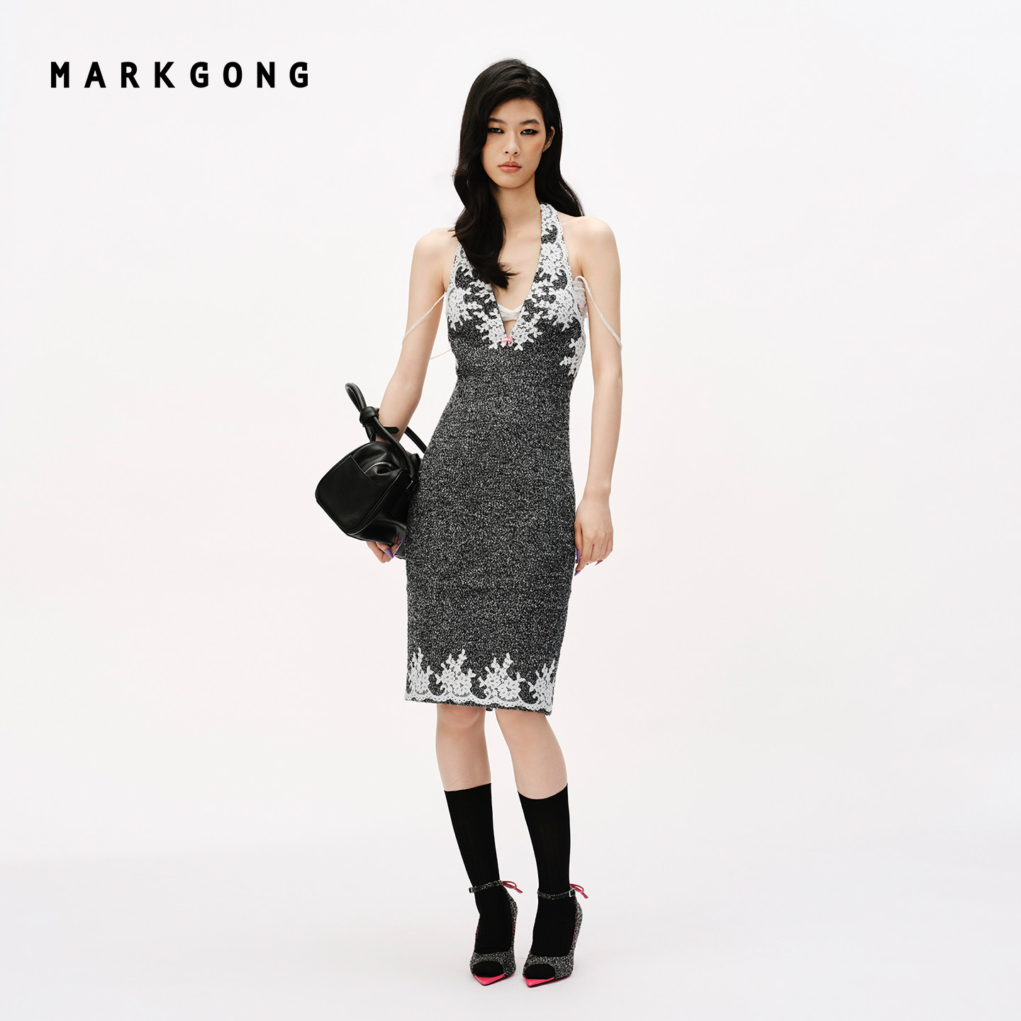 MARKGONG蕾丝挂脖连衣裙图片