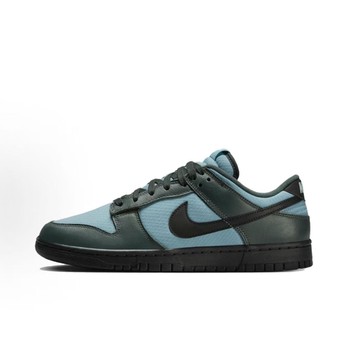 NIKE/耐克 DUNK LOW 舒适百搭薄底 黑绿低帮板鞋 FZ3052-300