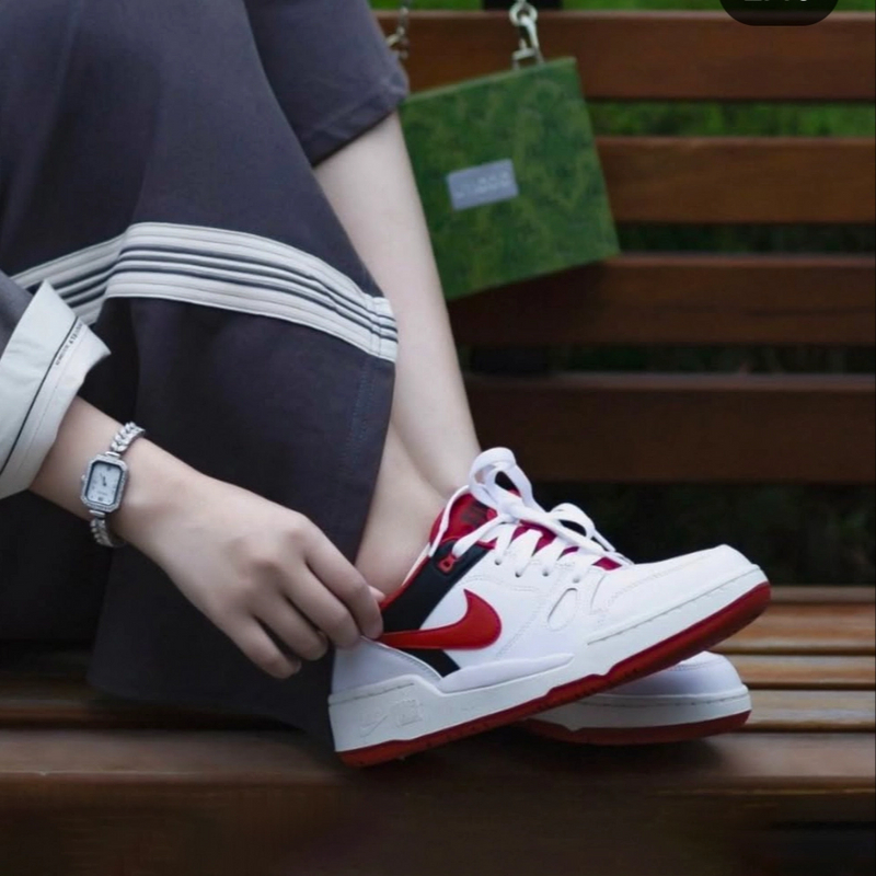 【奥莱】Nike/耐克Full Force女子白红休闲复古运动板鞋FV5929-10