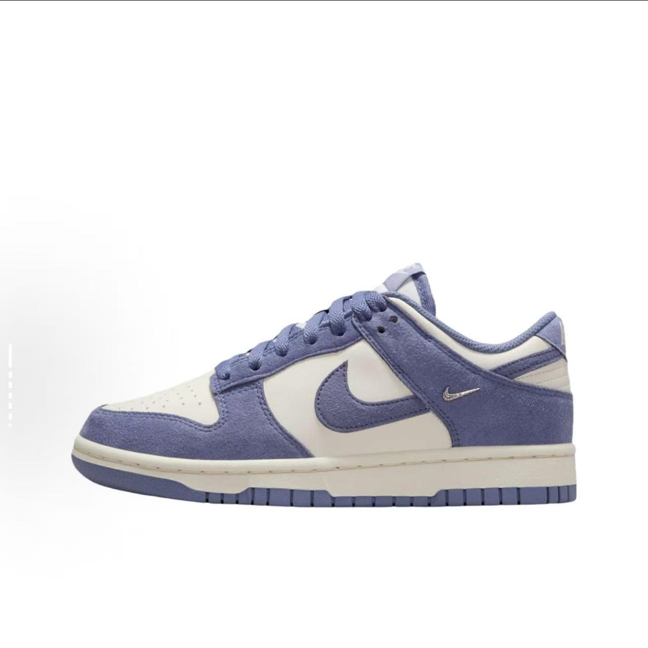 NIKE耐克 Mini Swoosh  舒适柔软 板鞋 女款 米兰色IB4417-103