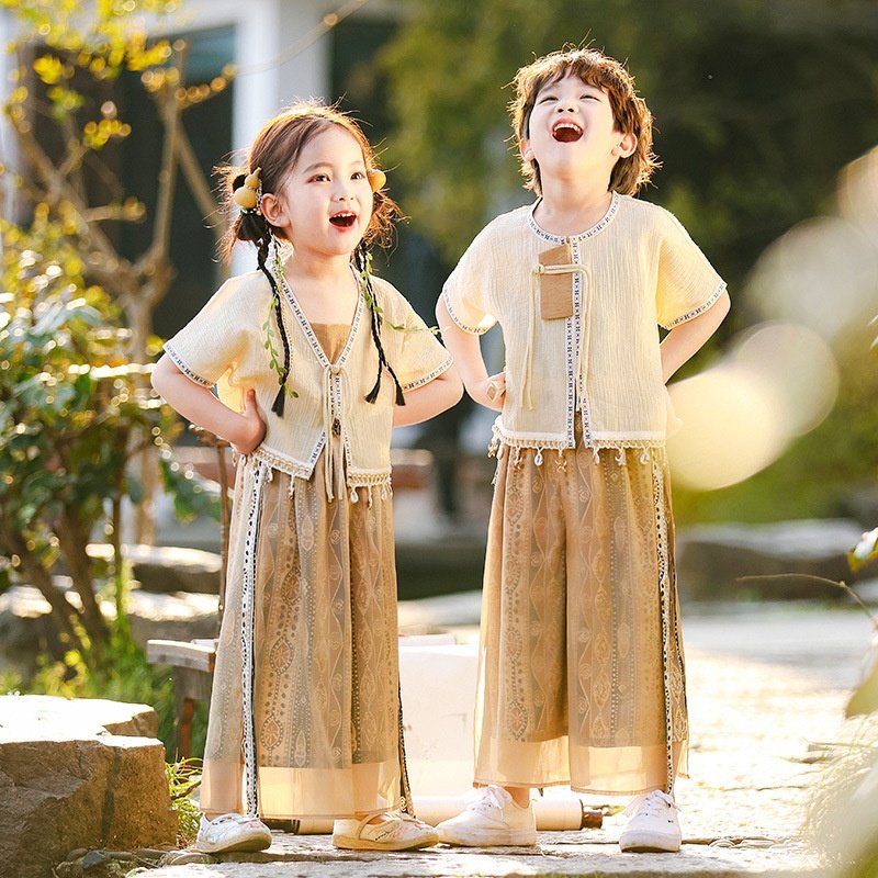 六一男女童国潮儿童夏款古风夏款演出服新中式小学生毕业表演