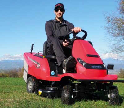 维邦wb81ec-b草坪车 72v驾驶式锂电池后集草户外草坪剪草修草车