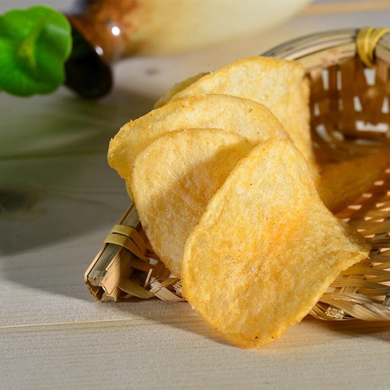本高沙屋原切薯片110g 青瓜沙拉烧烤味休闲膨化休闲零食品大桶装图片