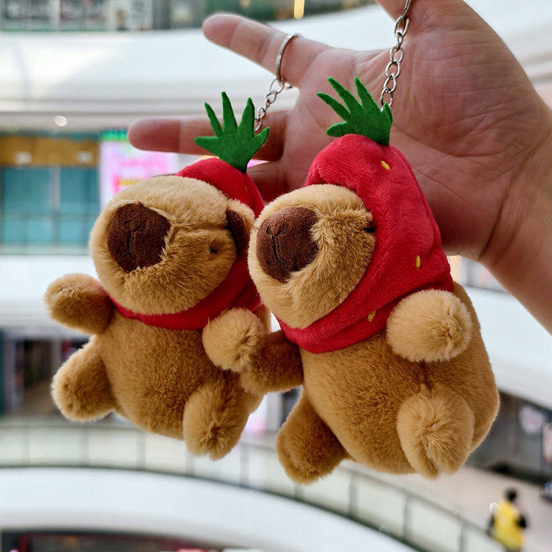 可爱水豚毛绒公仔创意草莓卡皮巴拉抓娃娃机玩偶钥匙扣挂件饰品,玩具/童车/益智/积木/模型,毛绒/玩偶/公仔/布艺类玩具,淘宝优惠券,粉丝福利购,淘宝优惠卷
