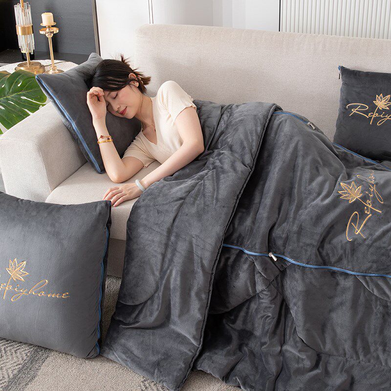 精选a类婴儿绒 抱枕被子两用2024新款冬天加厚靠背毯子二合一枕头,居家布艺,抱枕被,淘宝优惠券,粉丝福利购,淘宝优惠卷