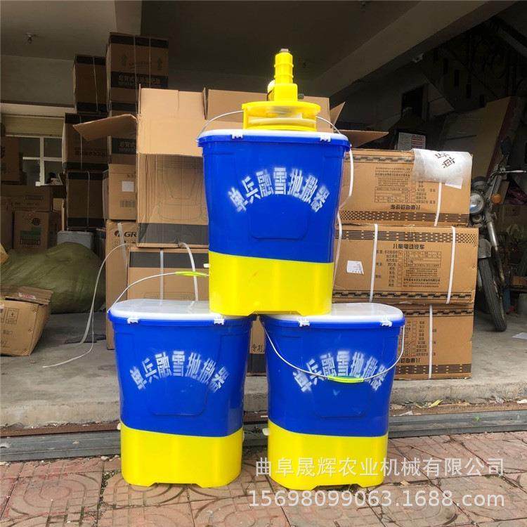 电动单兵融雪抛撒器养殖场饲料投料机种子肥抛洒机后背化雪撒盐机,农机/农具/农膜,施肥机械,淘宝优惠券,粉丝福利购,淘宝优惠卷