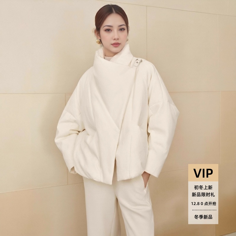 秋冬新款立领休闲羽绒服外套女