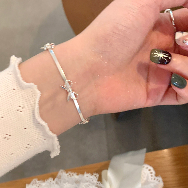 蛇骨链蝴蝶结手链女生轻奢精致小众设计感高级2025新款爆款手饰潮