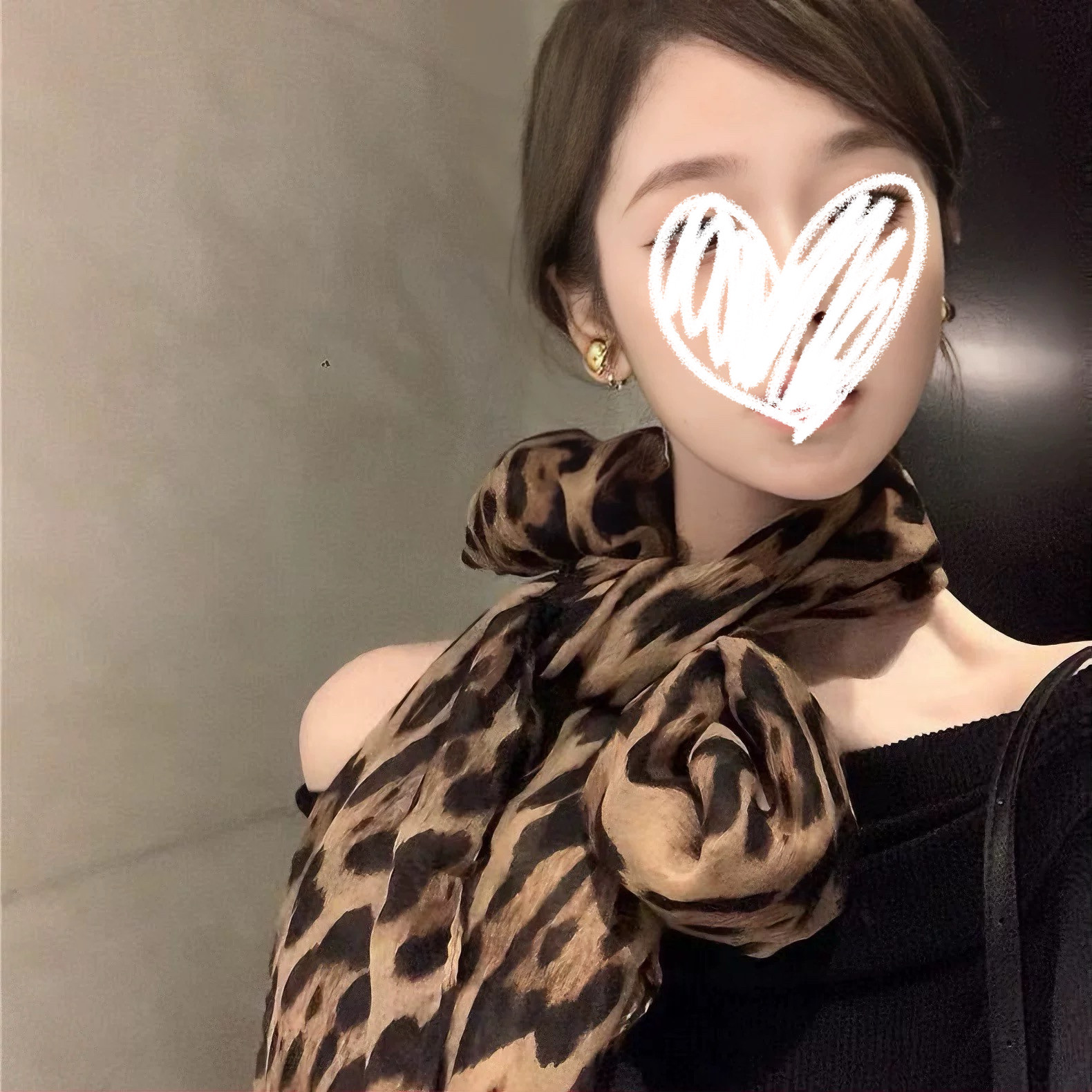 方圆同款韩小众时尚设计感豹纹印花长款围巾女美式辣妹风时髦披肩