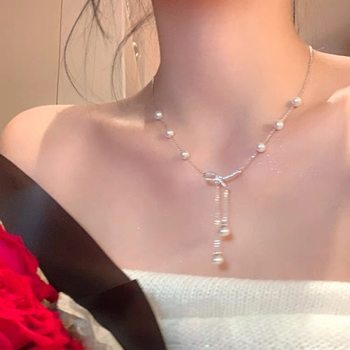 蝴蝶结珍珠流苏项链女轻奢小众颈链设计感高级锁骨链