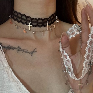 白色蕾丝花边choker十字架蝴蝶吊坠短款颈带少女心项圈洛丽塔配饰