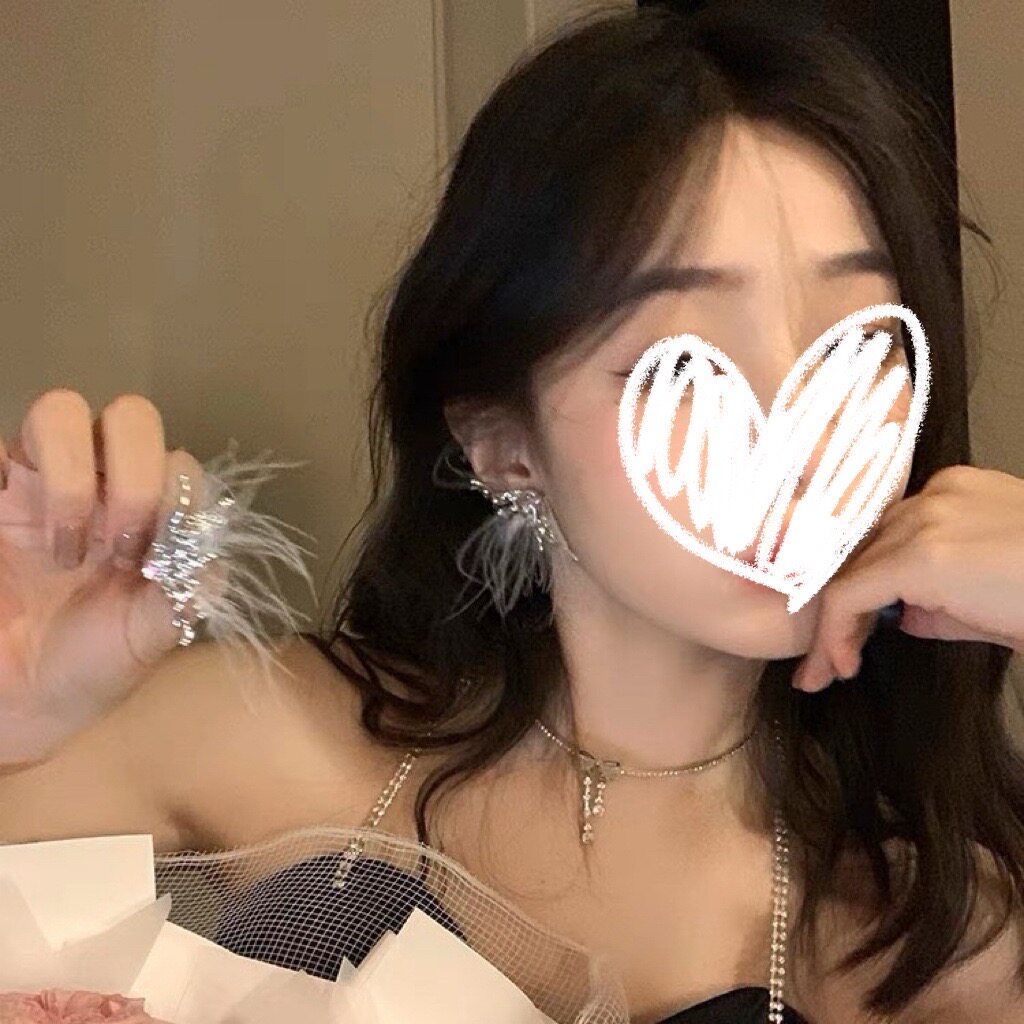 秋冬羽毛生化蝴蝶耳环液体金属风耳夹不对称耳饰小众设计耳钉