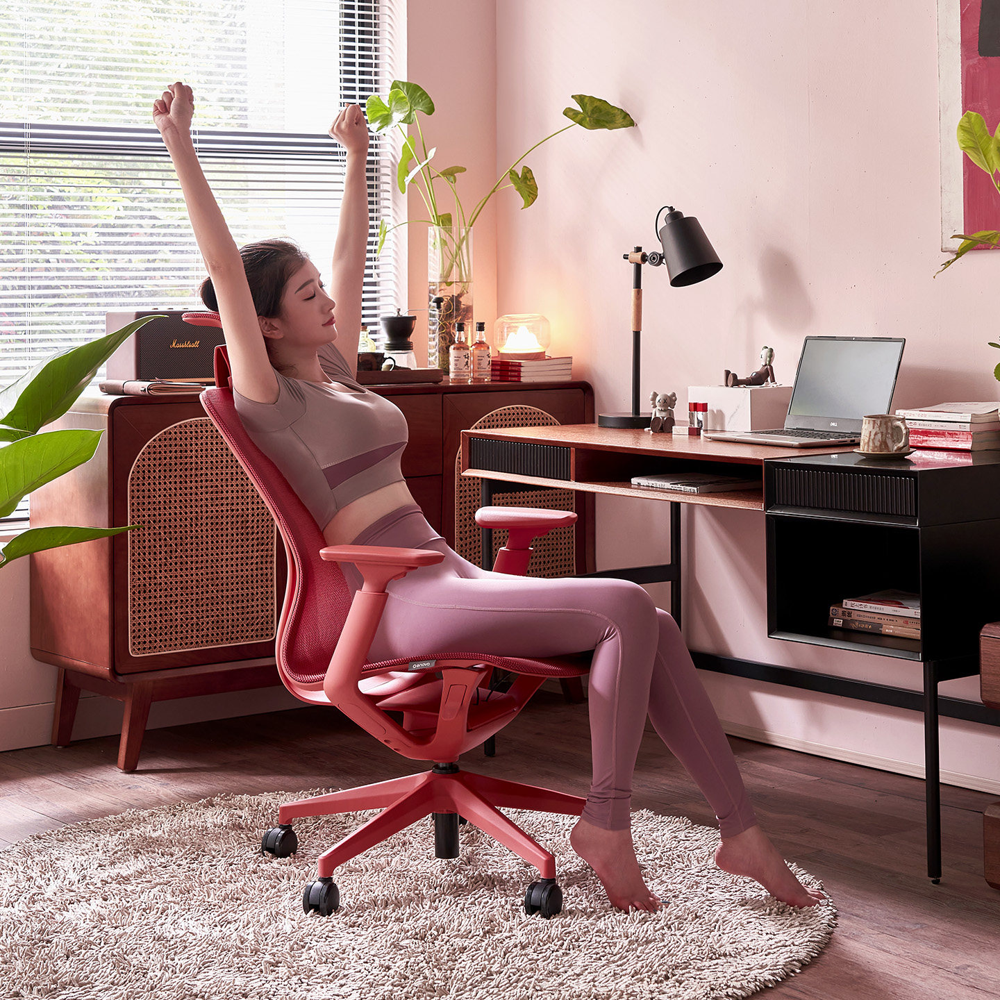 乐瓦ENOVA高颜值女生人体工学椅