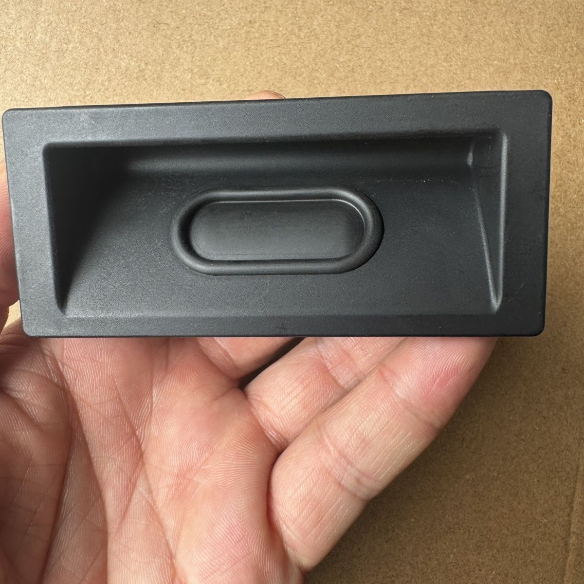 适用于众泰T700后备箱电