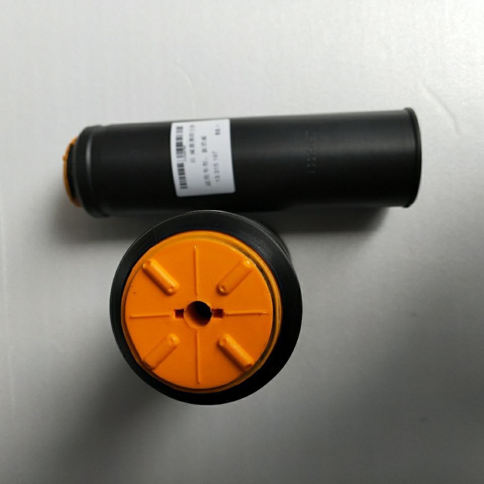 新君威越迈锐宝后减震器
