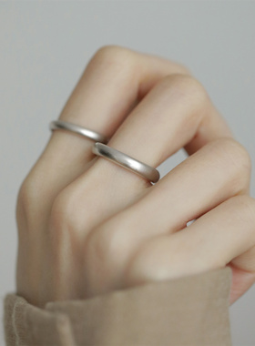 磨砂素圈戒指女款小众设计感轻奢