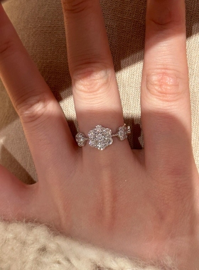 法式爆闪花朵戒指女细圈清冷感