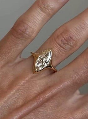 马眼仿锆石戒指女中古极简风爆闪